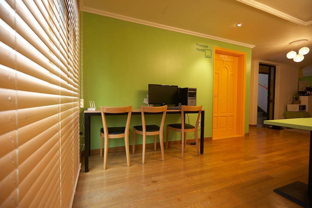 Moon Hostel Seoul Exterior photo
