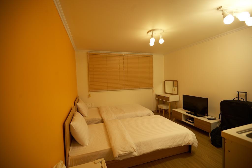 Moon Hostel Seoul Exterior photo