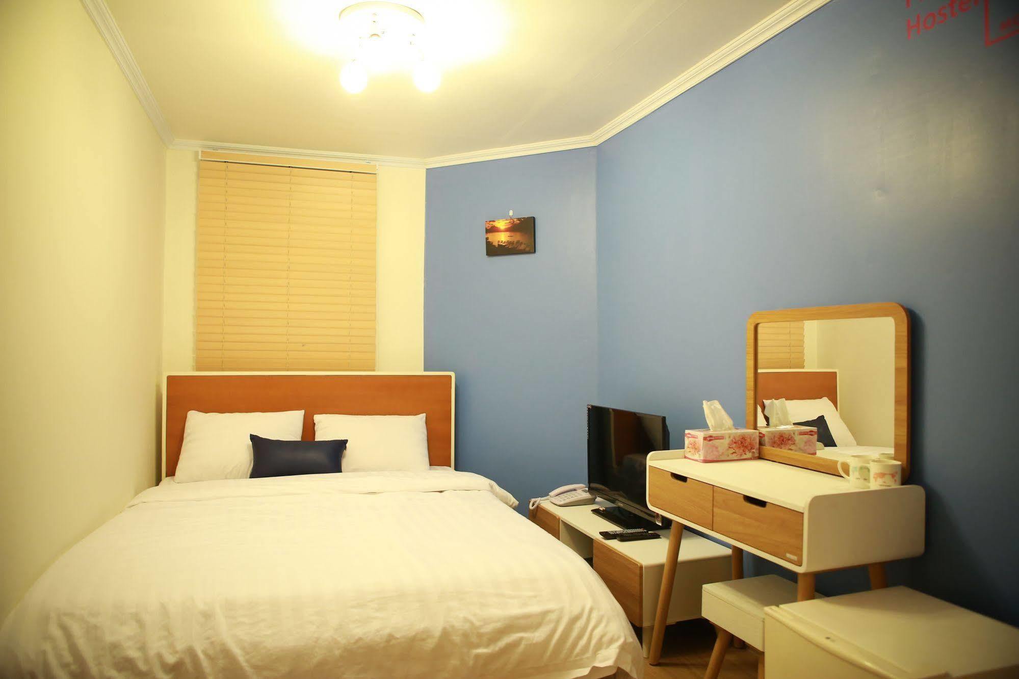 Moon Hostel Seoul Exterior photo